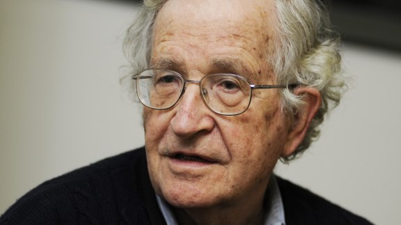 « Les Démocrates doivent cesser d'abandonner la classe ouvrière » - Noam Chomsky image