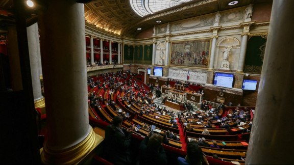 Un auto-sabordage de l’Assemblée nationale au profit de l’Europe fédérale ? image
