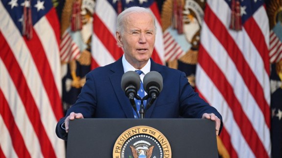 La prétendue « réussite économique » de Joe Biden : les plus pauvres toujours sacrifiés image