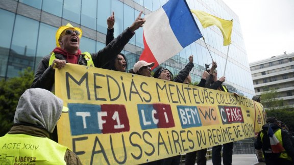 Délivrer les médias de l'argent et de l'État : l'urgence oubliée des luttes sociales image