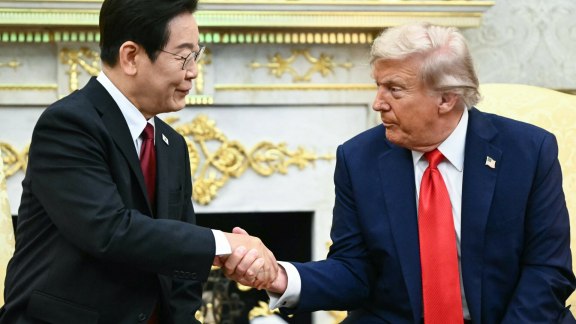 Corée du Sud : Trump fait de son allié un jeton d’échange pour amadouer Kim Jong-un image